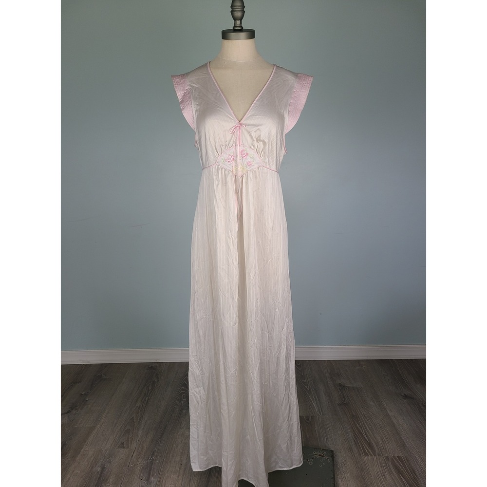 VTG Lorraine Satin Nightgown Babydoll Fitted Waist Embroidered Retro Feminine
